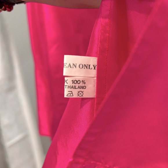 Pink Silk Set - Picture 5 of 6